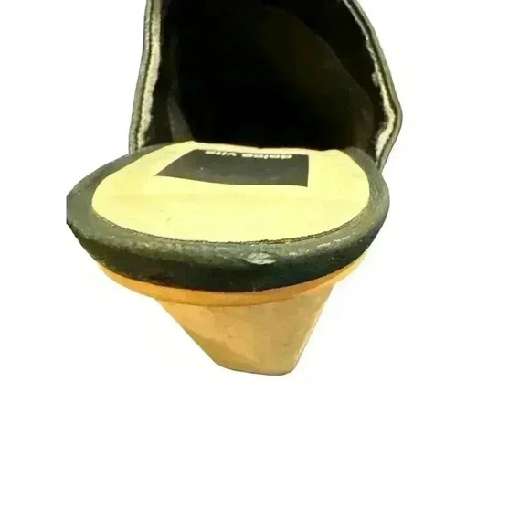 Dolce Vita Black Embroidered Studded Leather Mules, Size 8, Pre-Owned - Picture 7 of 12